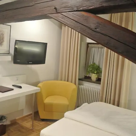 Hotel-Restaurant Goldenes Lamm Динкельсбюль
