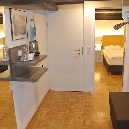 Отель Hotel-Restaurant Goldenes Lamm