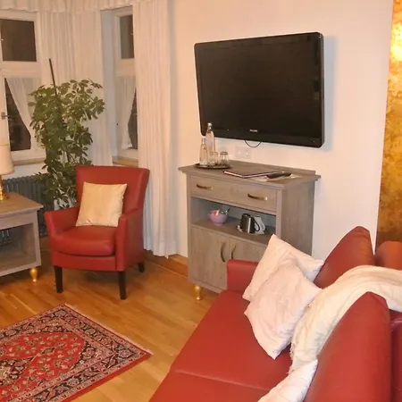 Hotel-restaurant Goldenes Lamm Otel