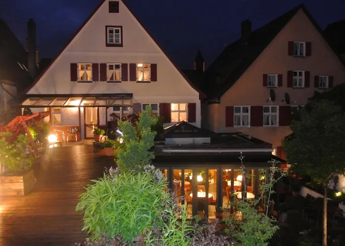 Hotel-restaurant Goldenes Lamm 호텔 딘클스버