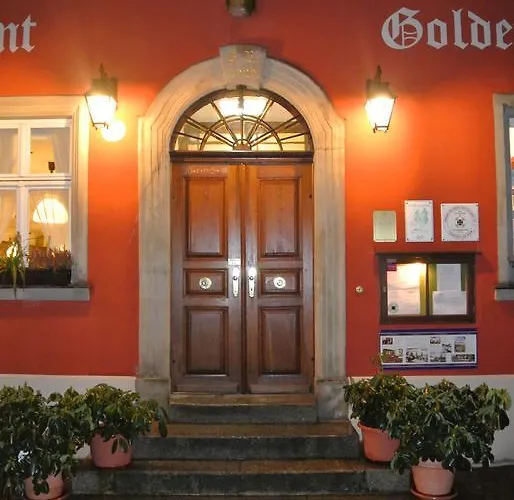 מלון Hotel-restaurant Goldenes Lamm
